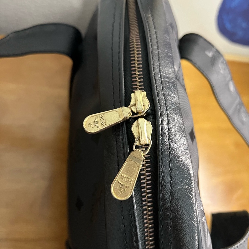 Authentic Vintage Mcm tote - Picture 5 of 8